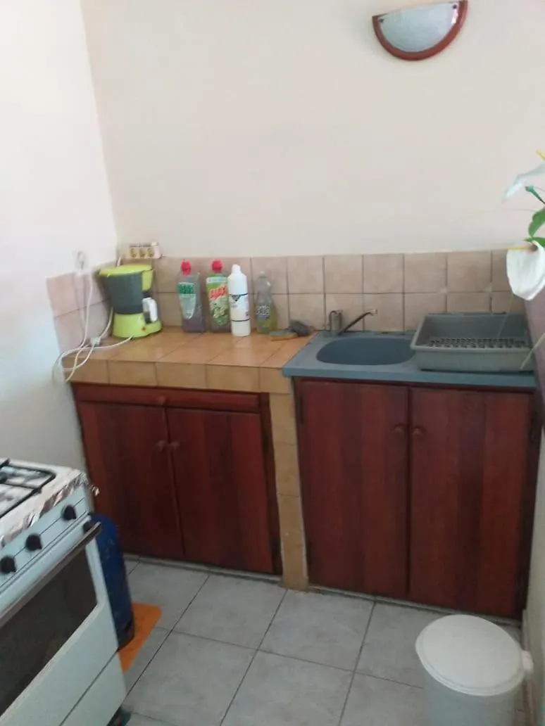Appartement Meuble Paisible A Saint Anne Proche Des Plages Et Restaurents Sainte-Anne 0*,